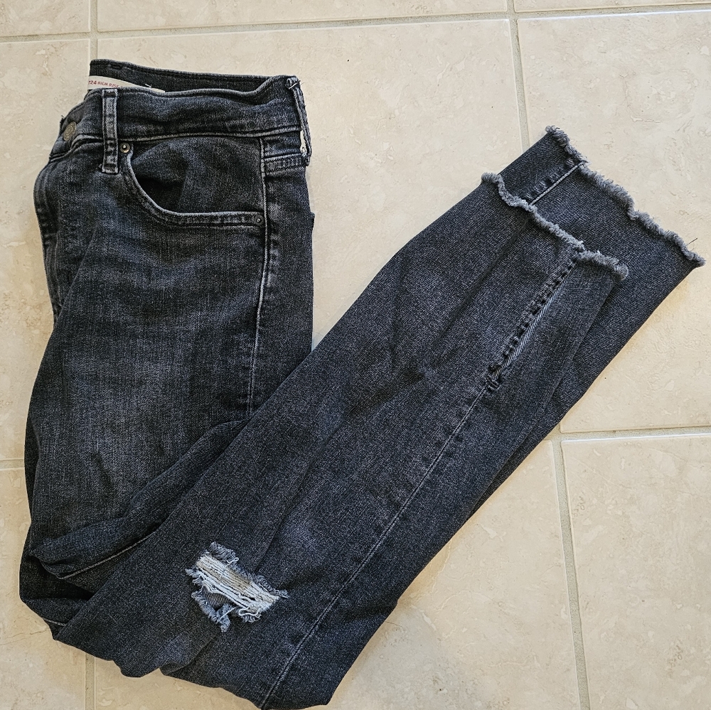 Levi 724 High Rise Straight Size 29 with Slit Washed Black Color